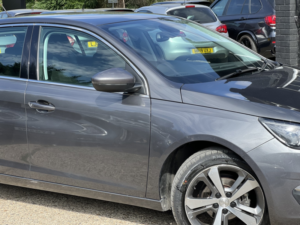 2017 Peugeot 308 1.2 Puretech Allure in Grey — image 6