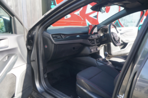 2017 Volkswagen Golf 2.0 Tsi Bluemotion Tech R Estate 5dr Petrol DSG 4motion Euro 6 (s/s) (300 Ps) in Black — image 5