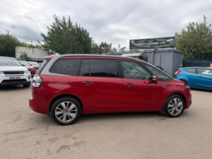 2014 Citroen Grand C4 Picasso 1.6 E-Hdi Airdream Exclusive+ Etg6 Euro 5 (s/s) 5dr in Red — image 6
