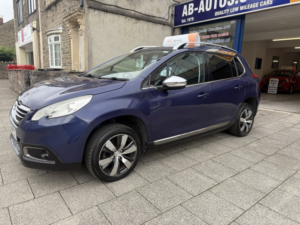 2014 Peugeot 2008 1.6 E-Hdi Allure in Blue — image 3