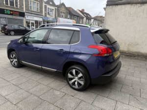 2014 Peugeot 2008 1.6 E-Hdi Allure in Blue — image 4