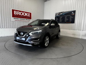 2019 Nissan Qashqai 1.3 Dig-T N-Motion Euro 6 (s/s) 5dr in Grey — image 6