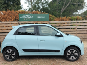 2017 Renault Twingo 1.0 Play Sce 70 in Blue — image 2