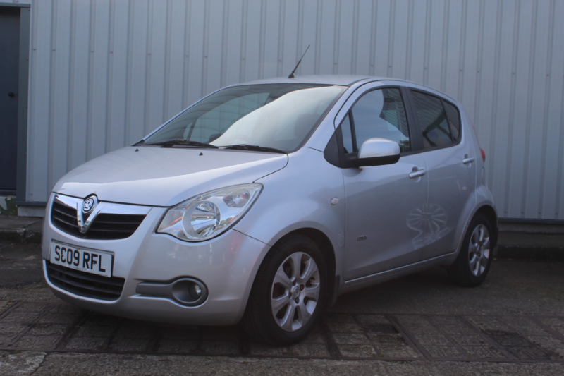 2009 Vauxhall Agila 1.2 16v Design in Silver — image 1
