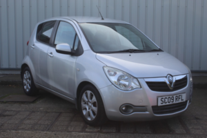 2009 Vauxhall Agila 1.2 16v Design in Silver — image 4