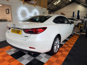 2015 Mazda Mazda6 2.2 Skyactiv-D Sport Nav Saloon 4dr Diesel Manual Euro 6 (s/s) (175 Ps) in White — image 5