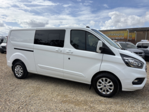 2022 Ford Transit Custom 2.0 Transit Custom Limited Dciv 300 L2 2.0l Ecoblue 130ps Fwd 6 Speed Manual in White — image 2