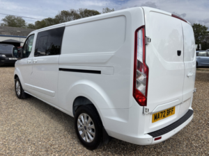 2022 Ford Transit Custom 2.0 Transit Custom Limited Dciv 300 L2 2.0l Ecoblue 130ps Fwd 6 Speed Manual in White — image 5
