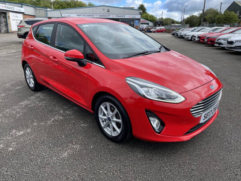 2017 Ford Fiesta 1.0 T Ecoboost Zetec in Red — image 1