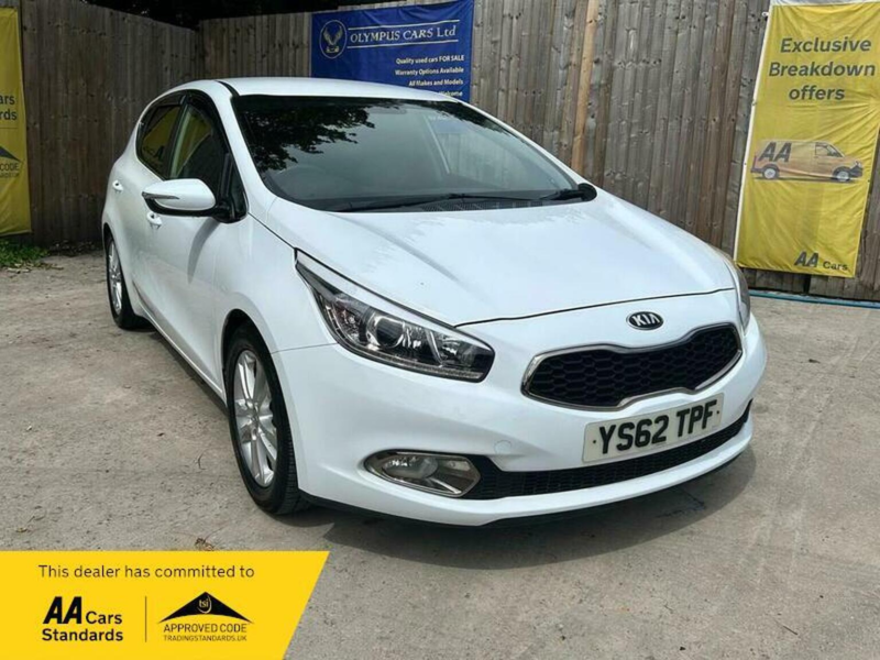 2013 Kia Ceed 1.6 Crdi Ecodynamics 2 Euro 5 (s/s) 5dr in White — image 1