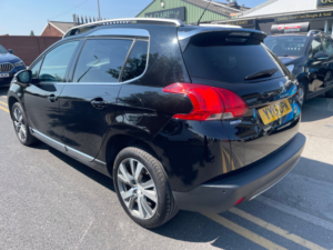 2015 Peugeot 2008 1.6 Bluehdi Feline SUV 5dr Diesel Manual Euro 6 (s/s) (mistral) (120 Ps) in Black — image 3