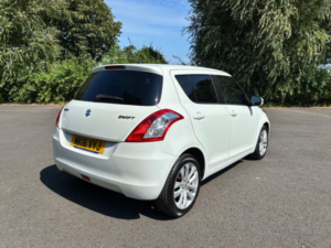 2016 Suzuki Swift 1.2 Sz4 Hatchback 5dr Petrol Manual Euro 6 (94 Ps) in White — image 4