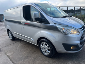 2013 Ford Transit Custom 2.2 Tdci 270 Limited in Silver — image 5
