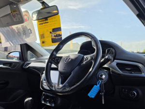 2016 Vauxhall Corsa 1.4i Ecoflex Design Hatchback 5dr Petrol Manual Euro 6 (90 Ps) in Black — image 5