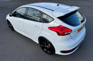 2015 Ford Focus 2.0t Ecoboost St-3 Euro 6 (s/s) 5dr in White — image 2