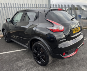 2016 Nissan Juke Tekna 1.2 Dig-T in Black — image 4