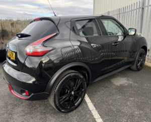2016 Nissan Juke Tekna 1.2 Dig-T in Black — image 5