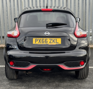2016 Nissan Juke Tekna 1.2 Dig-T in Black — image 6