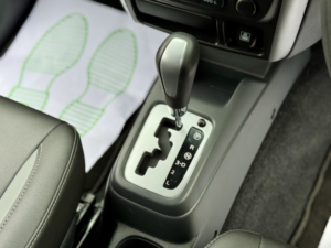2015 Suzuki Jimny 1.3 Vvt Sz4 Auto in Silver — image 6