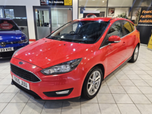 2015 Ford Focus 1.6 Tdci Zetec in Red — image 3
