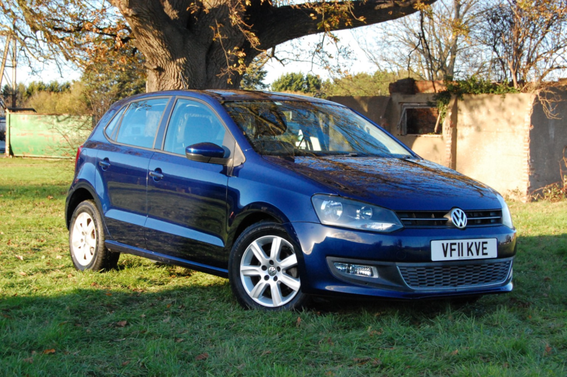 2011 Volkswagen Polo Tsi Comfort Line in Blue — image 1