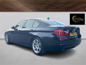 2011 BMW 5 Series 2.0 520d M Sport Steptronic Euro 5 4dr in Black — image 2