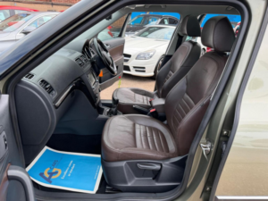 2014 Skoda Yeti 1.8 Tsi Laurin & Klement Outdoor 4WD Euro 5 5dr in Green — image 4