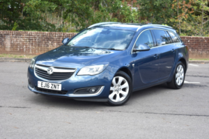 2016 Vauxhall Insignia 1.6 Cdti Elite in Blue — image 3