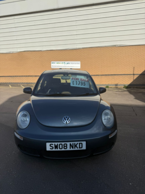 2008 Volkswagen Beetle 1.6 Luna in Grey — image 3