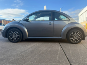 2008 Volkswagen Beetle 1.6 Luna in Grey — image 6