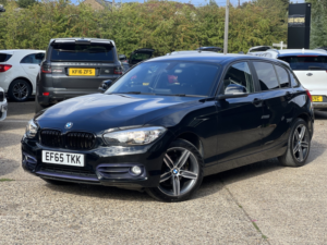 2016 BMW 1 Series 1.5 118i Sport 5-Door in Black — image 5