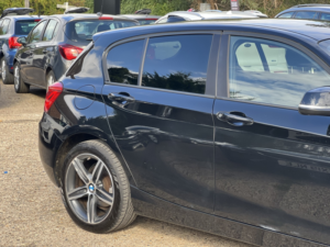 2016 BMW 1 Series 1.5 118i Sport 5-Door in Black — image 6