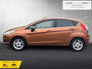 2015 Ford Fiesta 1.3 Zetec in Brown — image 6