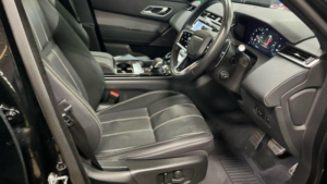 2022 Land Rover Range Rover Velar 2.0 D200 Mhev Edition Auto 4WD Euro 6 (s/s) 5dr in Black — image 2