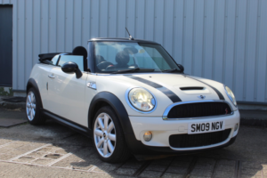 2009 MINI Convertible 1.6 Cooper S Convertible in White — image 3