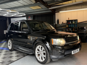 2010 Land Rover Range Rover Sport 3.0 Td V6 Hse in Black — image 6