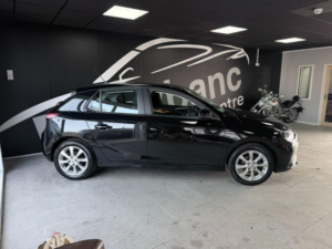 2022 Vauxhall Corsa 1.2 Se Edition Euro 6 5dr in Black — image 4