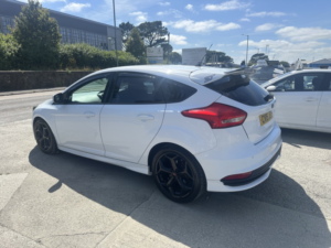 2015 Ford Focus 2.0 Tdci St-2 in White — image 5
