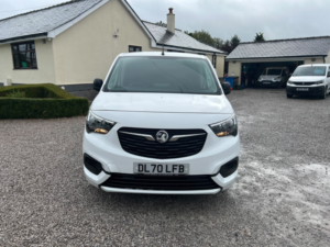 2020 Vauxhall Combo 1.6 Turbo D 2300 Sportive in White — image 2