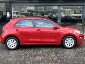 2023 Kia Rio 1.2 1 in Red — image 6
