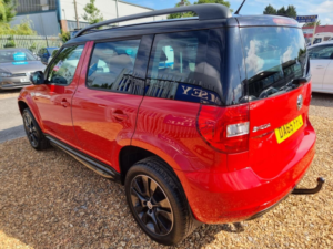 2015 Skoda Yeti 2.0 Tdi Monte Carlo 4WD Euro 6 (s/s) 5dr in Red — image 5