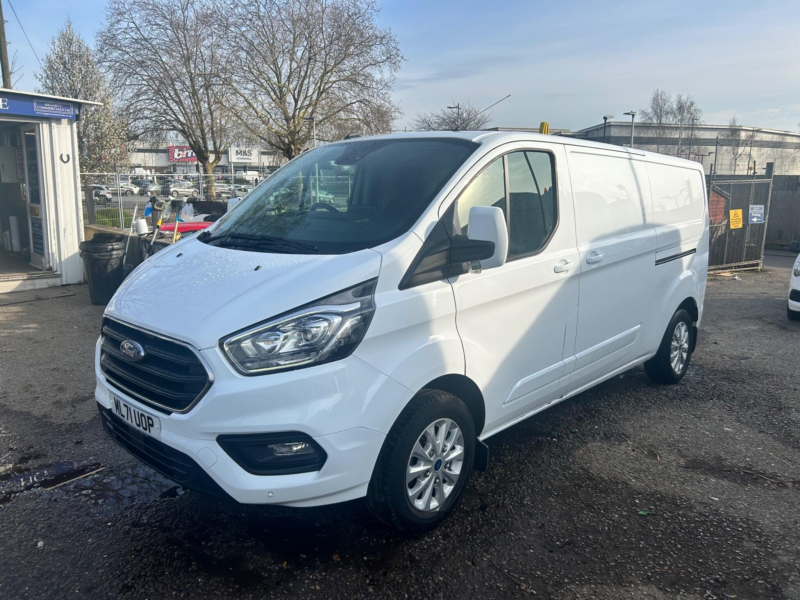 2021 Ford Transit Custom 2.0 300 Ecoblue Limited L2 H1 Euro 6 (s/s) 5dr in White — image 1