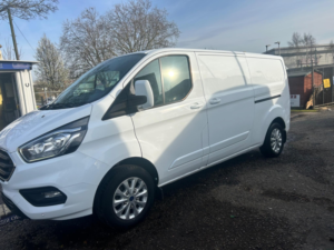 2021 Ford Transit Custom 2.0 300 Ecoblue Limited L2 H1 Euro 6 (s/s) 5dr in White — image 4