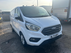 2021 Ford Transit Custom 2.0 300 Ecoblue Limited L2 H1 Euro 6 (s/s) 5dr in White — image 6
