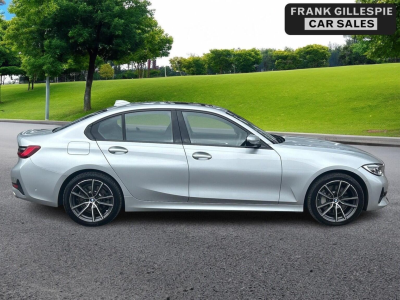 2020 BMW 3 Series 2.0 330e 12kwh Sport Pro Auto Euro 6 (s/s) 4dr in Silver — image 1