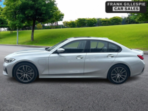 2020 BMW 3 Series 2.0 330e 12kwh Sport Pro Auto Euro 6 (s/s) 4dr in Silver — image 2