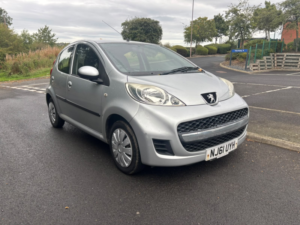 2011 Peugeot 107 1.0 12v Urban Hatchback 5dr Petrol Manual Euro 5 (68 Ps) in Silver — image 3