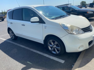2011 Nissan Note 1.6 16v N-Tec Euro 5 5dr in White — image 2