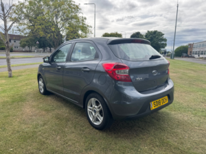2018 Ford Ka+ 1.2 Ti-Vct Zetec Hatchback 5dr Petrol Manual Euro 6 (s/s) (70 Ps) in Grey — image 4
