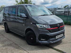 2022 Volkswagen Transporter 2.0 Bitdi T30 Highline Kombi DSG 4motion Swb Euro 6 (s/s) 5dr in Grey — image 6